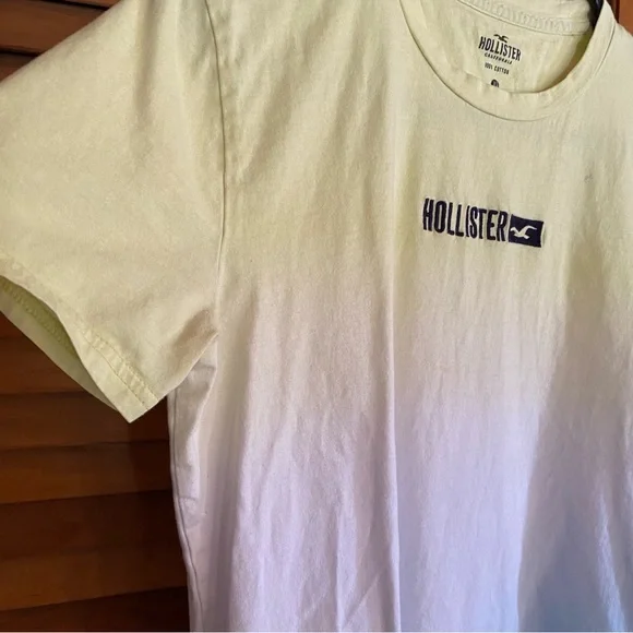 ☀️Hollister, Size XS, Ombré, Logo Graphic, Short Sleeve Top - Picture 7 of 10